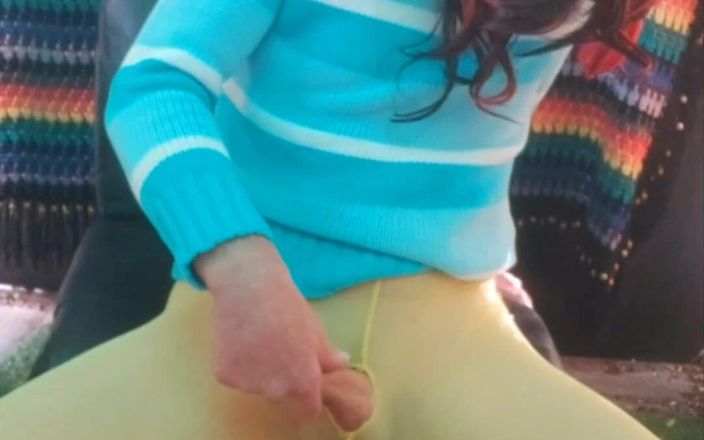 Lizzaal ZZ: Outside in My Yellow Tights and Blue Jumper Stroking to...