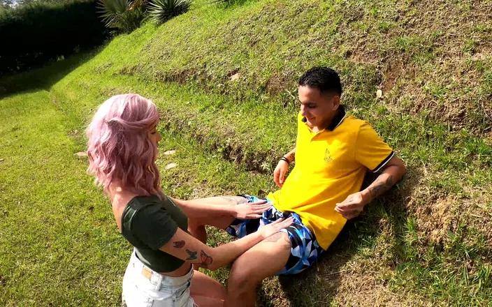 DaniClark: My Friend Gives Me a Great Deepthroat Blowjob Outdoors and...