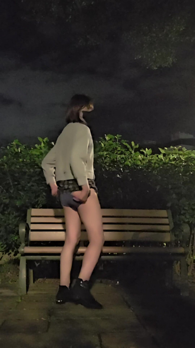 Very Sexy Amateur Shemale Ting Xuan Masturbating Outdoor (Taiwan CD girl)