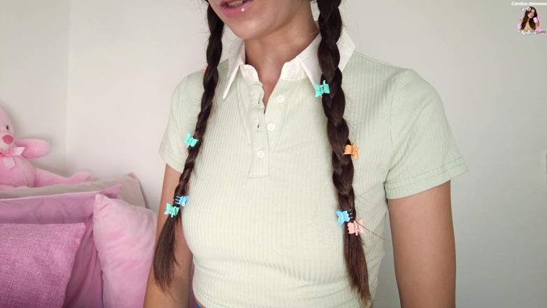CandiceDelaware: Acest elev trebuie să facă temele mai bine