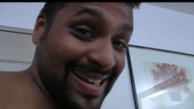 Paris Jango: Kurvige und sexy brünette bekommt ihren arsch von einem schwarzen...