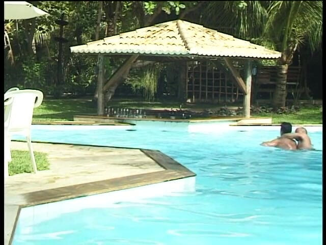 Lucky Cooch: Ebony babe have a nice time in the pool with...