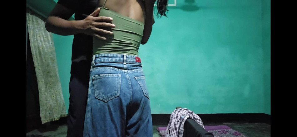 SafeRosebush8: Podprsenka šukání video pro moji bhabi