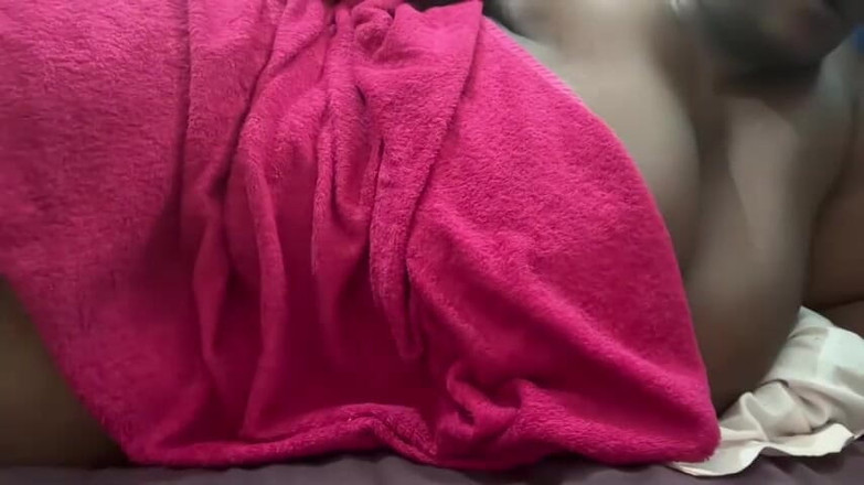 Legendary Booty Overdose: Tetona grandota en los pezones y gimiendo fetiche