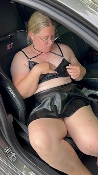 Selbstbefriedigung Mit Dildo Im Auto
