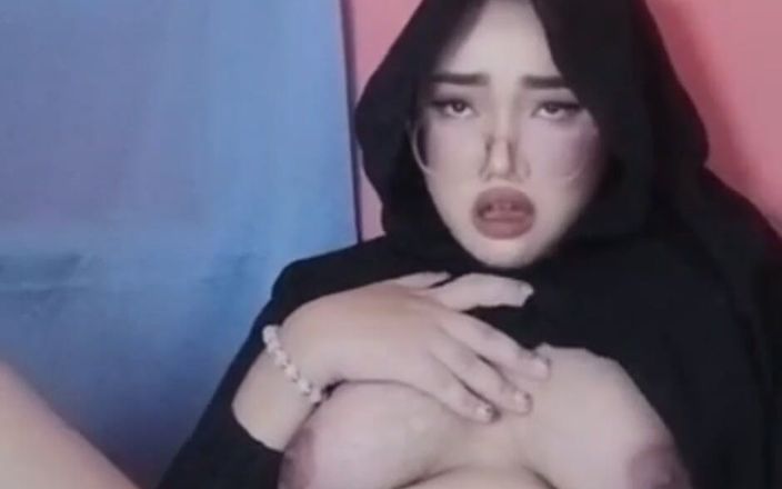 Jilbab69: Geil, lange nicht mit freundin gesehen