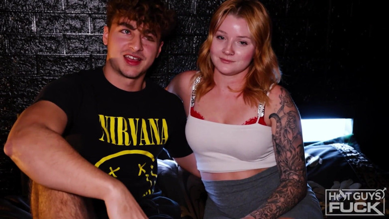 Hot Guys Fuck: 클럽에서 섹스하는 Tatted Baddie
