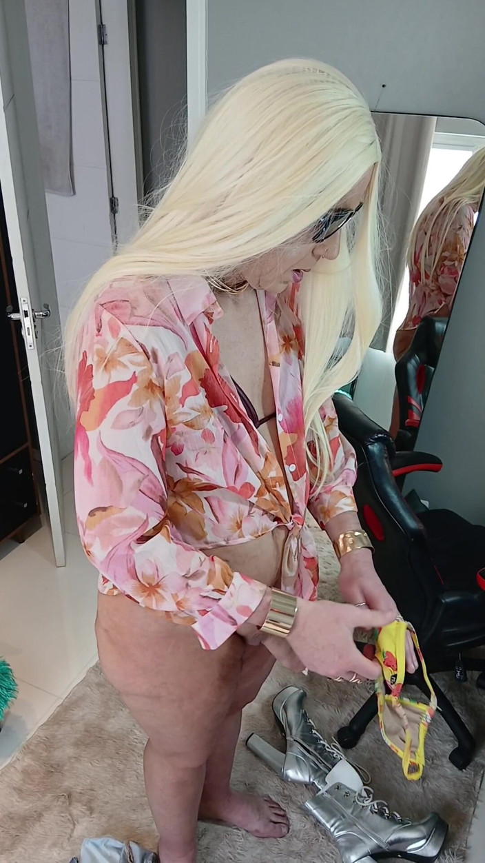 Sexy ass CDzinhafx: Pancutan mani pada seluar dalam saya selepas sesi solo yang...