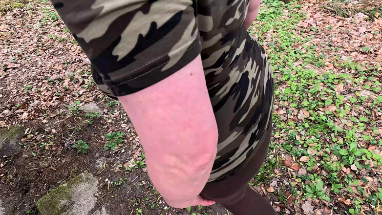Bouncy Tits Action: Bosá a Sagging Prsa Bang