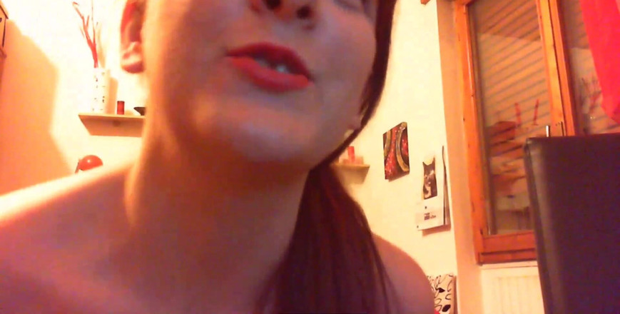 Nicoletta Embassi: Ти мій раб домінує і до D. Вся моя сеча зі склянки