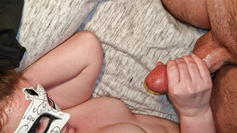 Mr D and Miss C: Ręczna robota zmusiła mnie do spust na jej cycki