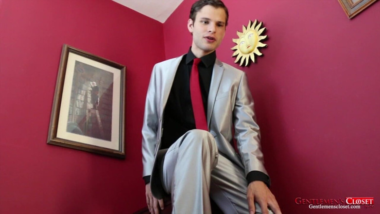 Gentlemen's Closet: 被抓进法案01