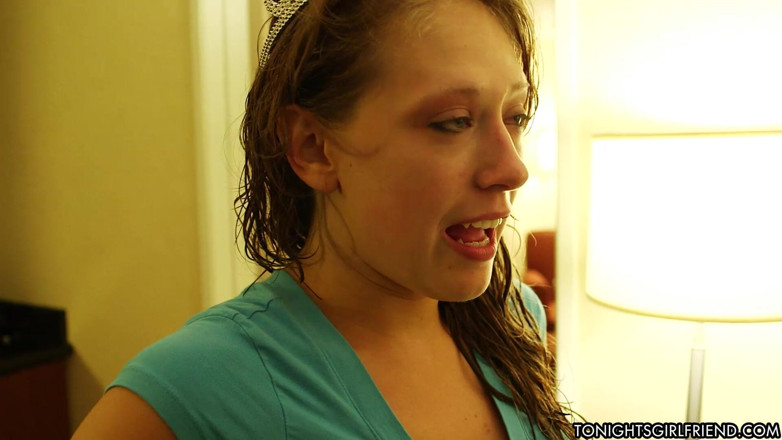 Tonight's Girlfriend: Kagney Linn Karter
