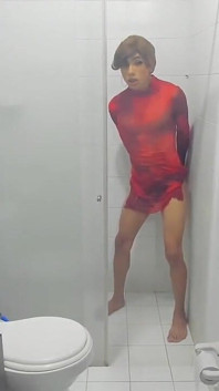 Kolombiyalı Femboy Suicy Ass Twerk Ve Duşta Dildo