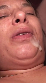 Horny Farah Gets Gangbanged Zoomed in POV