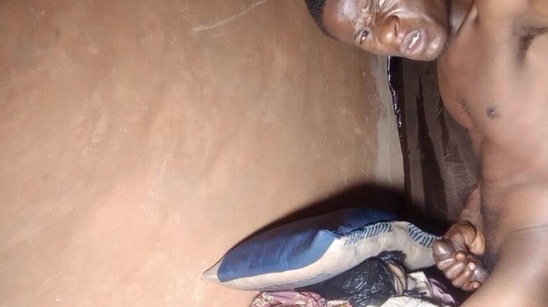 Bangcum8: Stříkání jako muž v sambisa forest room