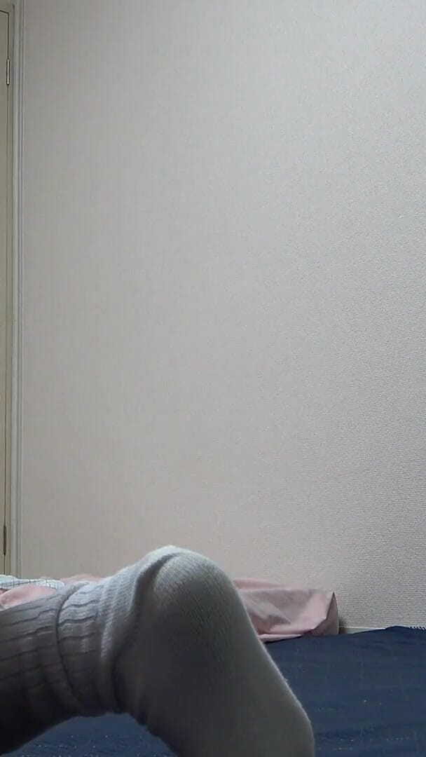 Only Japanese Girls' Apartment, No Bra Apron-style Student Uniforms, Miniskirts, Thong Panties, Cute Girl's Sexy Room Cleaning (Gals apartment)