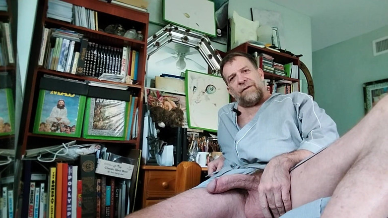 Hairyartist: Vidíte, velký poddajný pták a man sack v jeho róbě