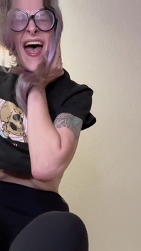 Giantess przerwy w twoim domu dominuj N przejęcia