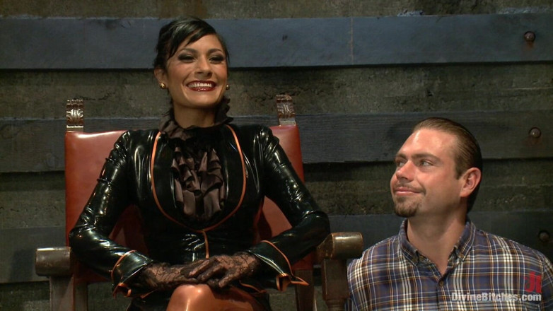 Divine Bitches by Kink: Worshipping Beretta James