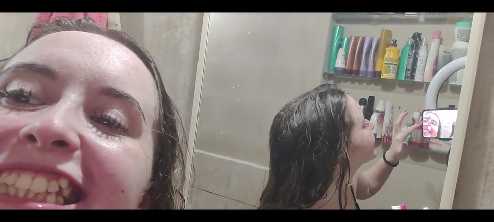 RavenHearth666VIP: Dişlerini Fırçalıyorum