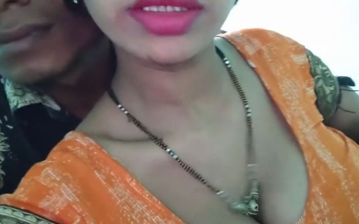 Nasty Chili: Het brud knullas av sin älskare i Desi Girl naken video