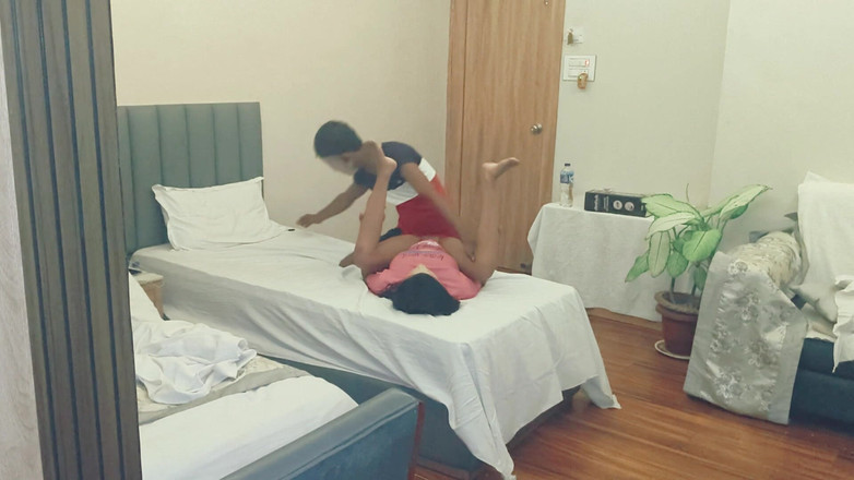 Queen7895: Секс дези бхабхи в отеле