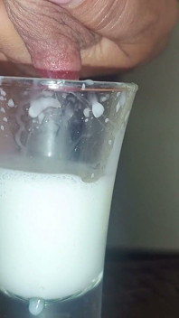 Mléčná sprcha