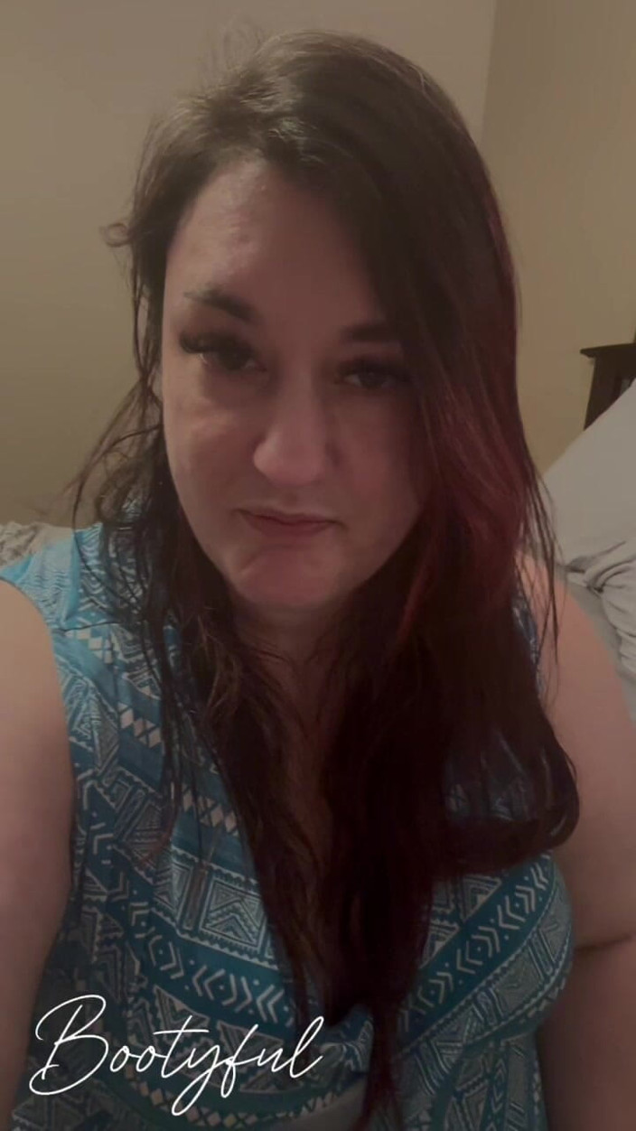 BellaBlast: Compilation de BBW vicieuses qui pètent après avoir trop manger...