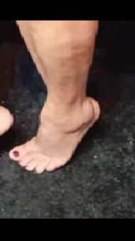 A Friend Cumming on My Feet 3