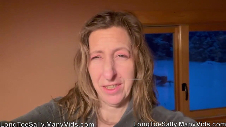 Long Toe Sally Big Buns: Uh-oh Sob