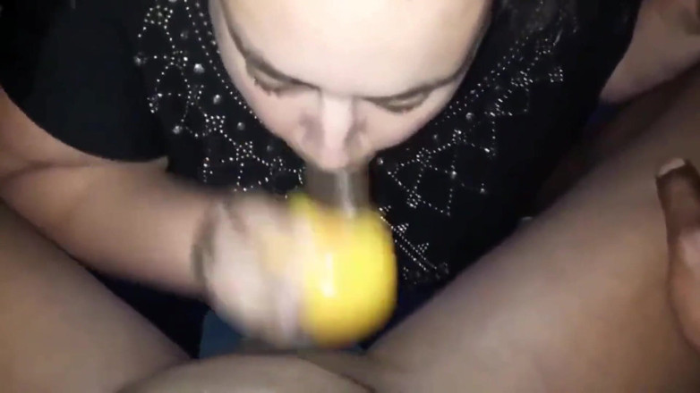 Real homemade BBW BBC porn: Bbbwbootyful ger BBC Nata4sex avsugning med grapefrukt