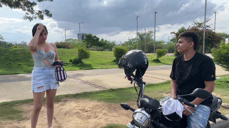 ManuelaAlvarez: คนแปลกหน้าหนุ่มพาฉันไปบ้านเธอเพื่อเย็ดแรง ๆ ที่บ้านเธอเพื่อให้แฟนเธอหึงที่ทิ้งเธอไว้