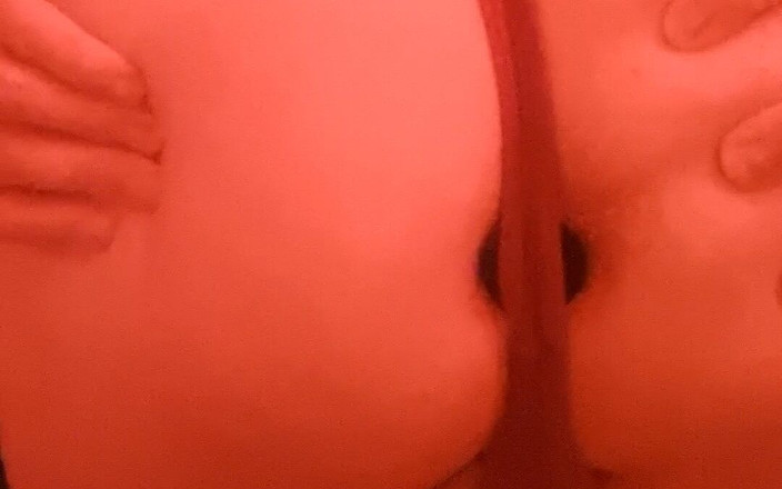 Number F 19: Sudut pandangan pertama: saya tunjukkan awak pantat besar saya