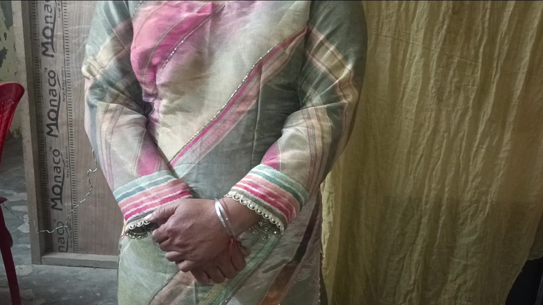 MHM: Дезі повія, остаточна рольова гра