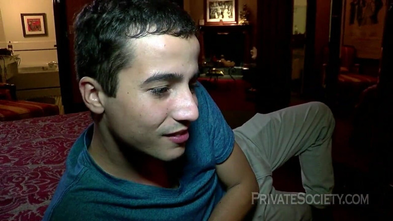 Private Society: Bí mật của Victoria