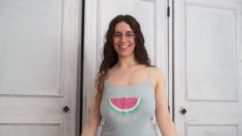 ElizaTheModel: Tantangan Edging goyangan tanpa bra