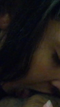 Rijke seks in de woonkamer met mijn vriend