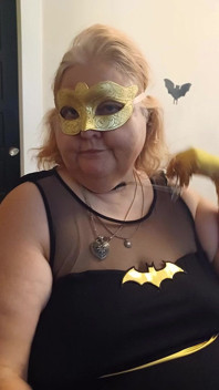 Io e il mio fidanzato ci vesto tutti da uomo pipistrello e da ragazza pipistrello