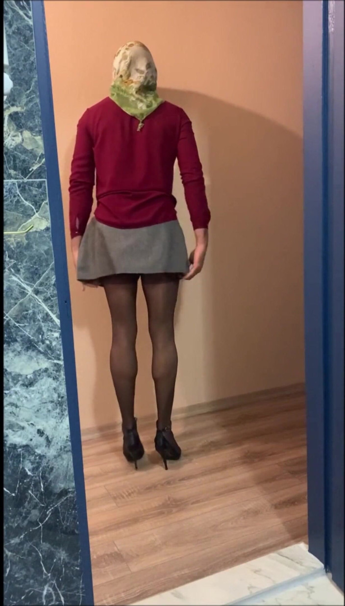 cd_aysemmm: La figa pelosa del mio insegnante