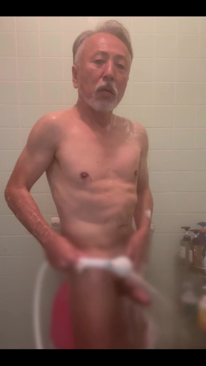 Japanese daddy: Chuveiro