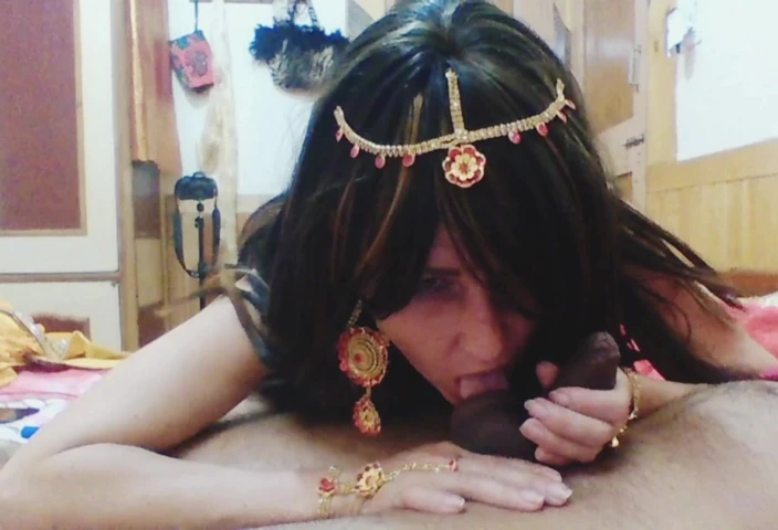 Sensual Massage of a Hot Couple with Oil on the Body. Foreplay in the Bedroom with an Amateur Couple