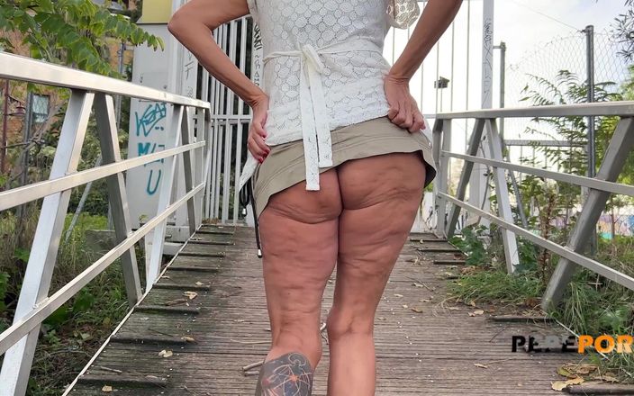 PepePorn: Desfrute de Mavi, de 40 anos, que é muito
