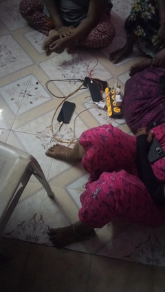 Tamil lesbian: Indiancă desi vorbind murdar și fierbinte