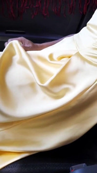 Satin Silk Gold Melancap Dengan Pancutan Mani