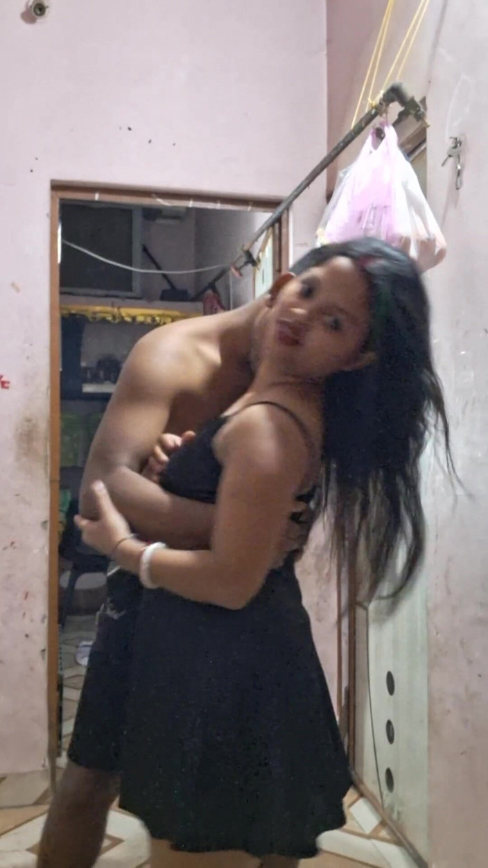 Sweetsex2001: ภรรยาเดซีอินเดียนรักเย็ดรูตูดโหดๆ