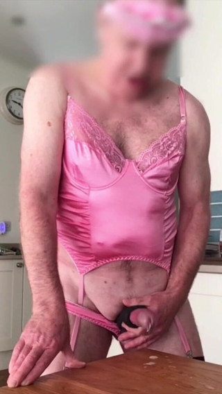 Bellhead: Reverse motion, rosa spaß