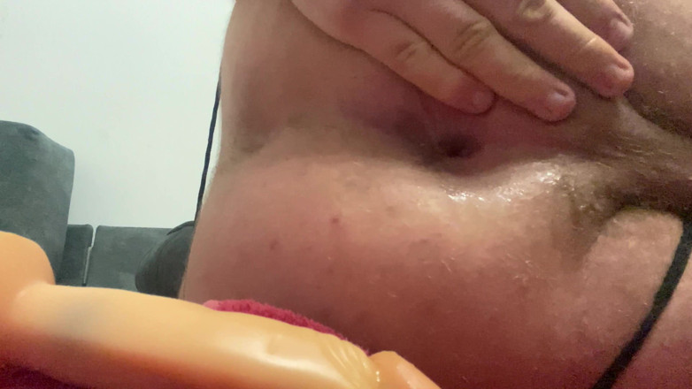 OsiaCA: Masturbasi anal sampai crot