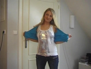 Flash Model Amateurs: Bts fotoshooting mit sexy blonder mädchen