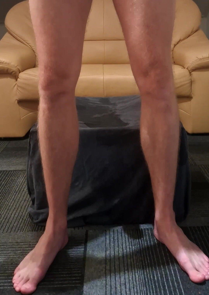 NoFace Twink X: Geile homo-twink berijdt Rosebay dildo xxl anaal